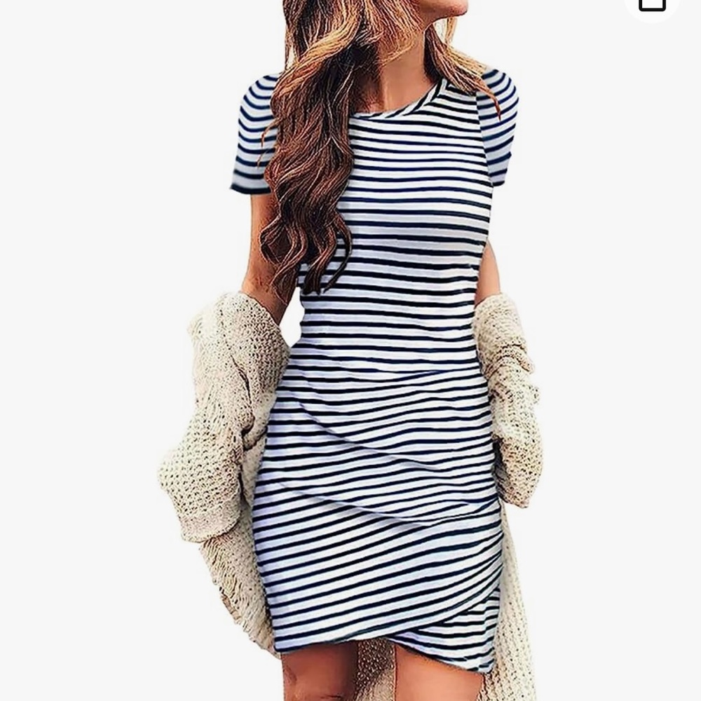 BTFBM Ruched Crew Neck Body Con dress, size L